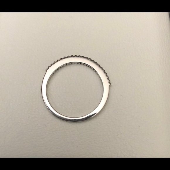 Wedding ring - Picture 3 of 4